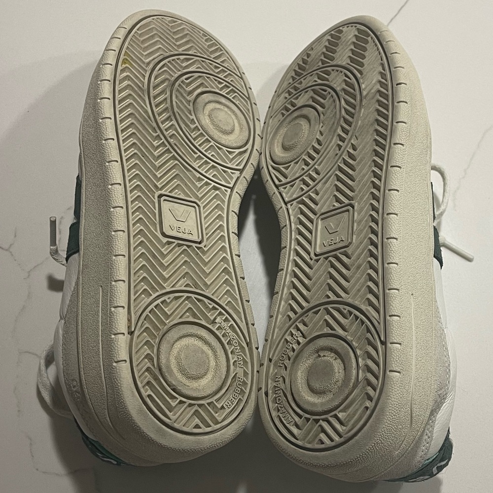 VGUC Anthropologie Veja V-90 Sneaker - 10 - Picture 8 of 10